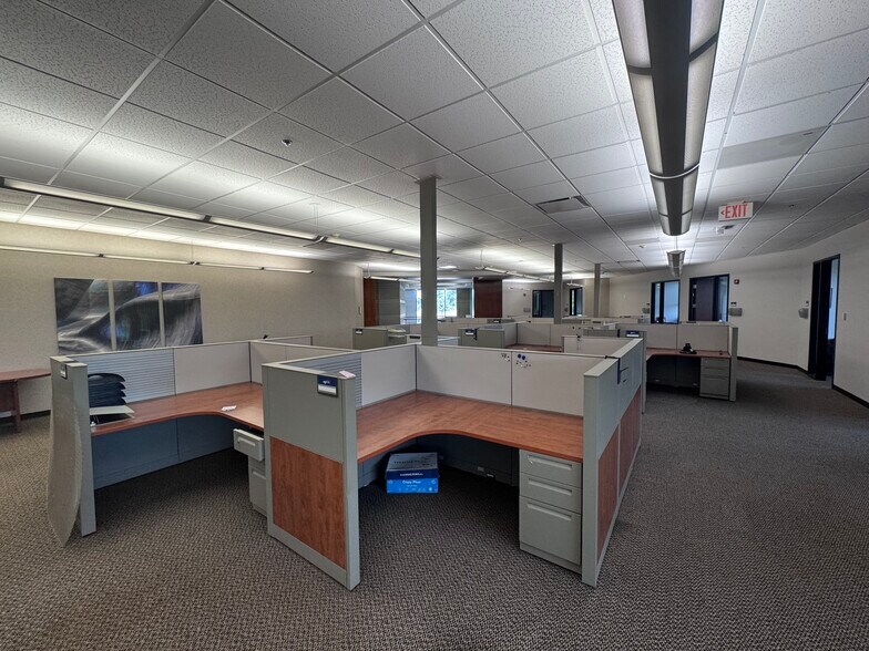 More Photos Of 8601 Monrovia St, Lenexa Loft Creative Space For Lease