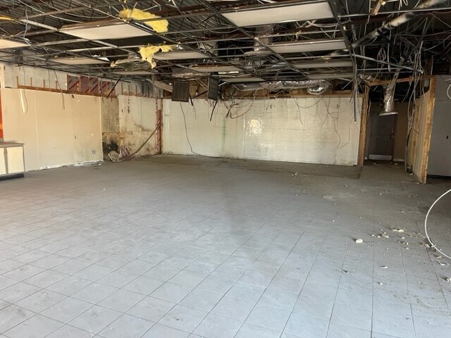More Photos Of 3038/3052 Cleveland Ave, Fort Myers Storefront Retail Office For Sale