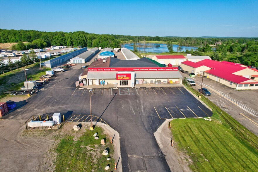 More Photos Of 7281 S State Rd, Goodrich Freestanding For Sale