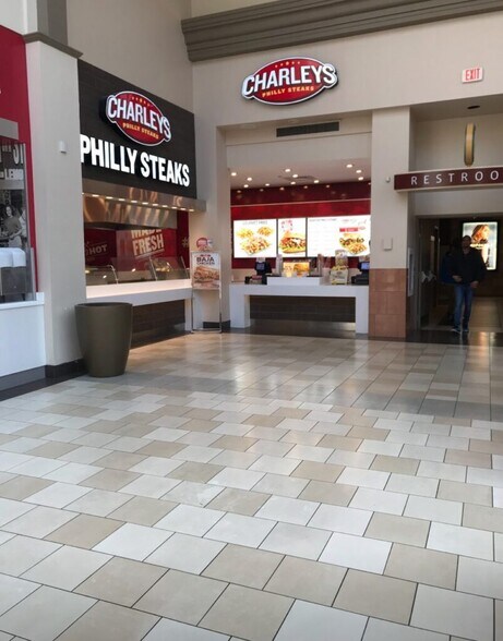 Primary Photo Of 400 Ernest W Barrett Pky NW, Kennesaw Storefront For Lease