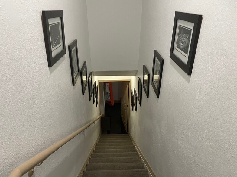 More Photos Of 8810 Commodity Cir, Orlando Showroom For Sale