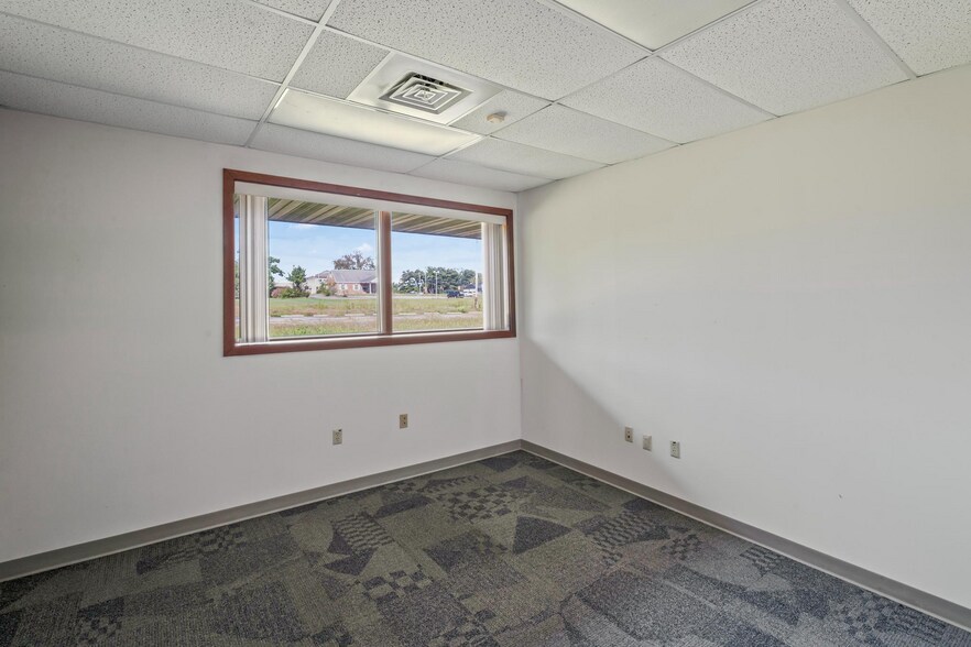 More Photos Of 614 Union Rd, Vineland Office For Sale