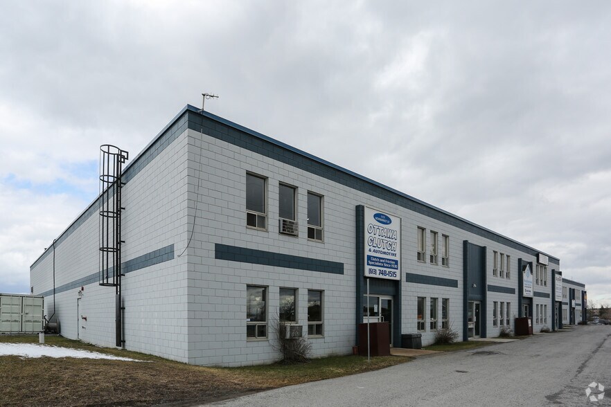 Primary Photo Of 1171-1185 Newmarket St, Ottawa Showroom For Lease