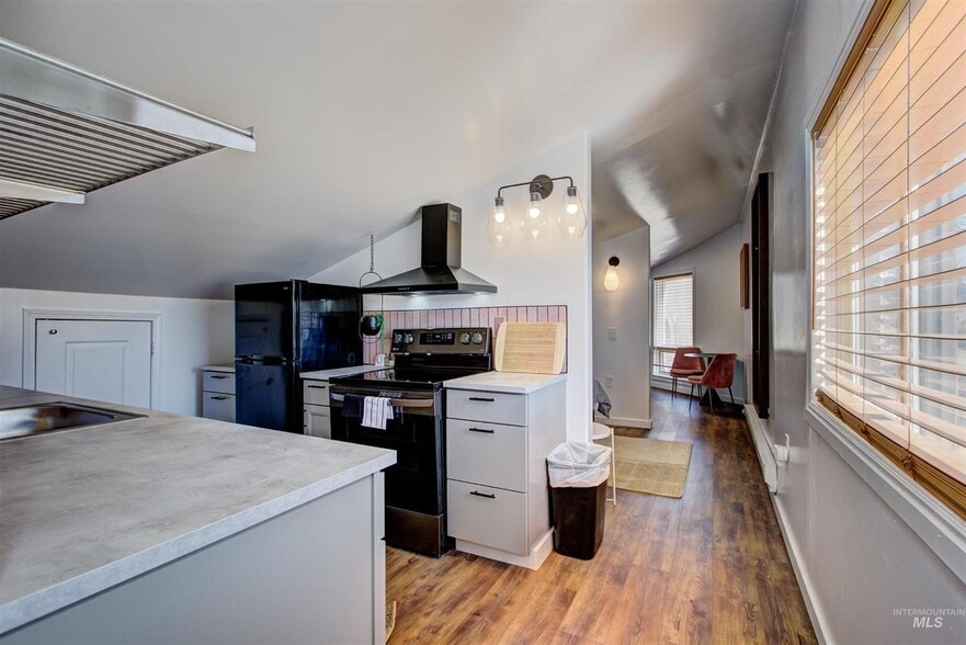 More Photos Of 101 Montgomery St, Idaho City Storefront Retail Residential For Sale