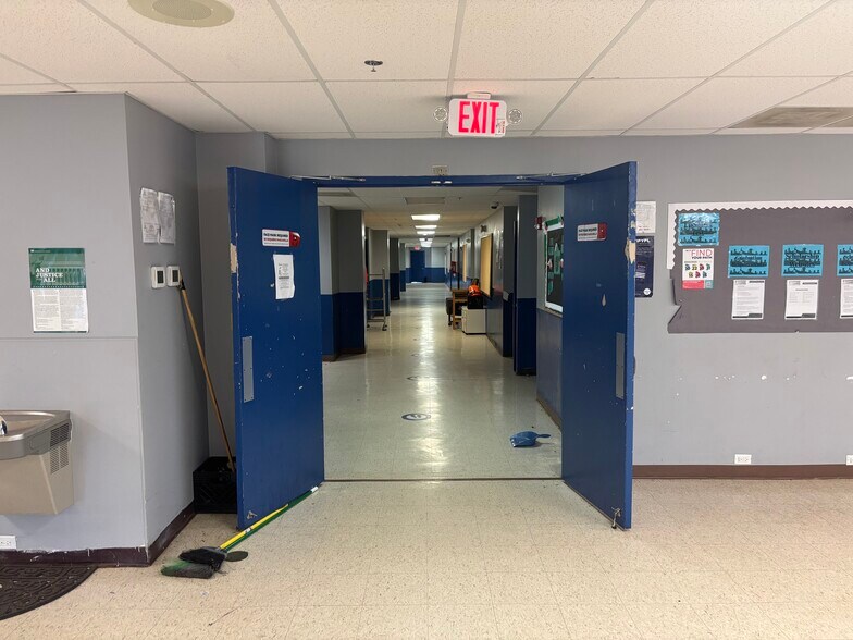 More Photos Of 3020 NW 33rd Ave, Fort Lauderdale Specialty For Sale