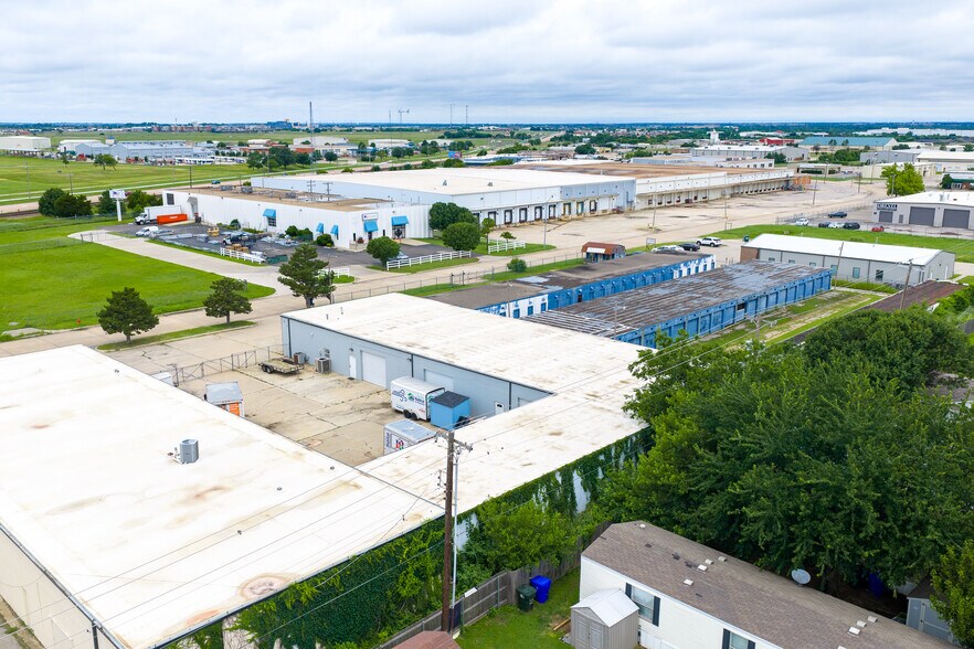 More Photos Of 1835 Industrial Blvd, Norman Warehouse For Sale