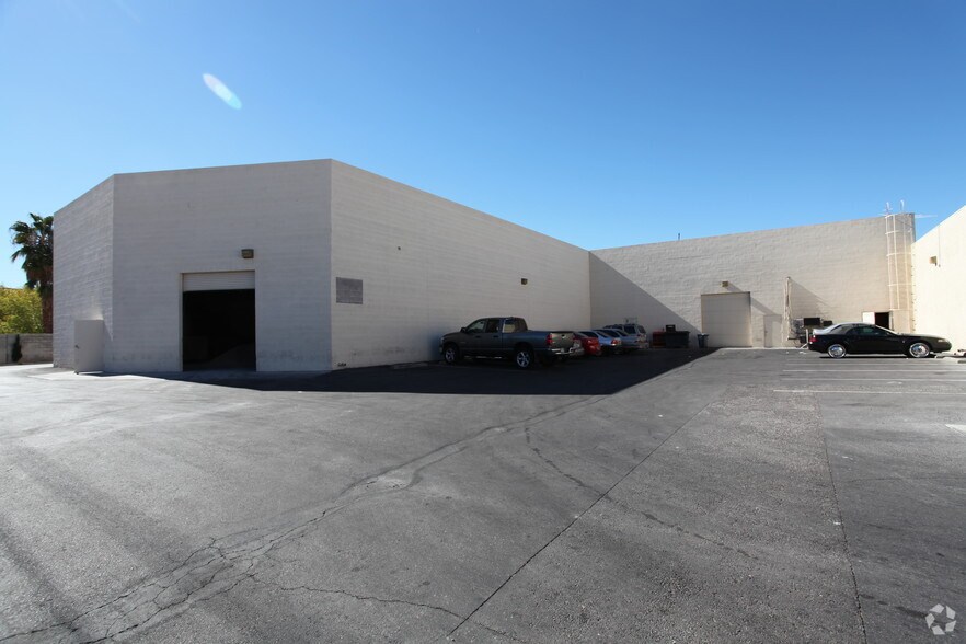 More Photos Of 5755 Spring Mountain Rd, Las Vegas Storefront Retail Office For Lease