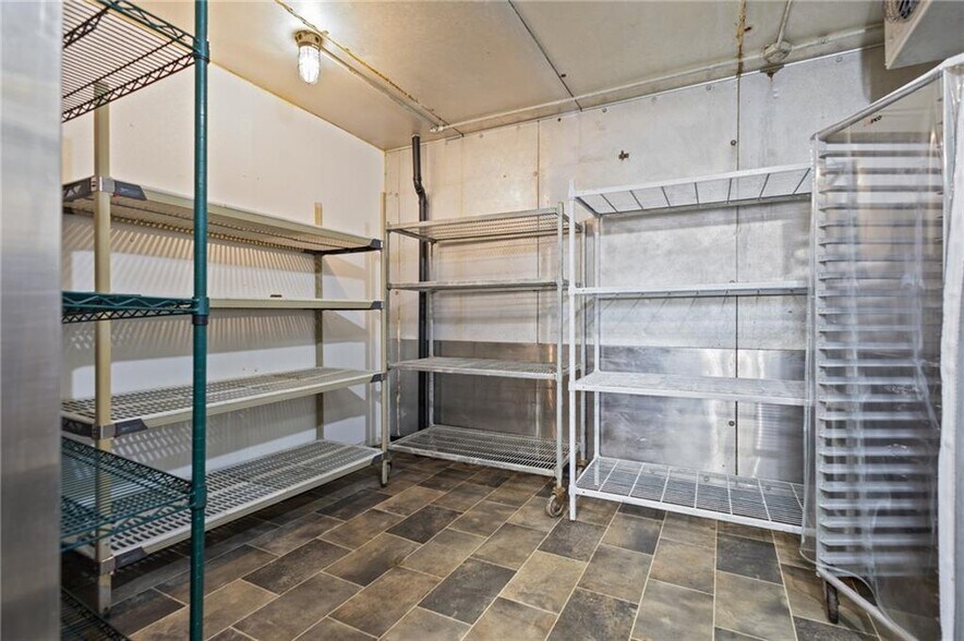More Photos Of 2792 Pawtucket Ave, East Providence Restaurant For Sale