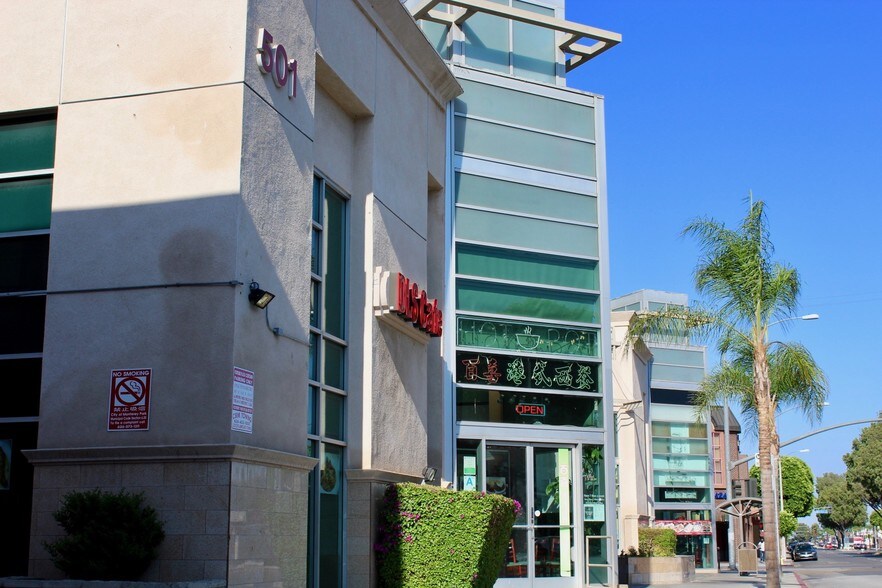 More Photos Of 501 W Garvey Ave, Monterey Park Storefront Retail Office For Lease
