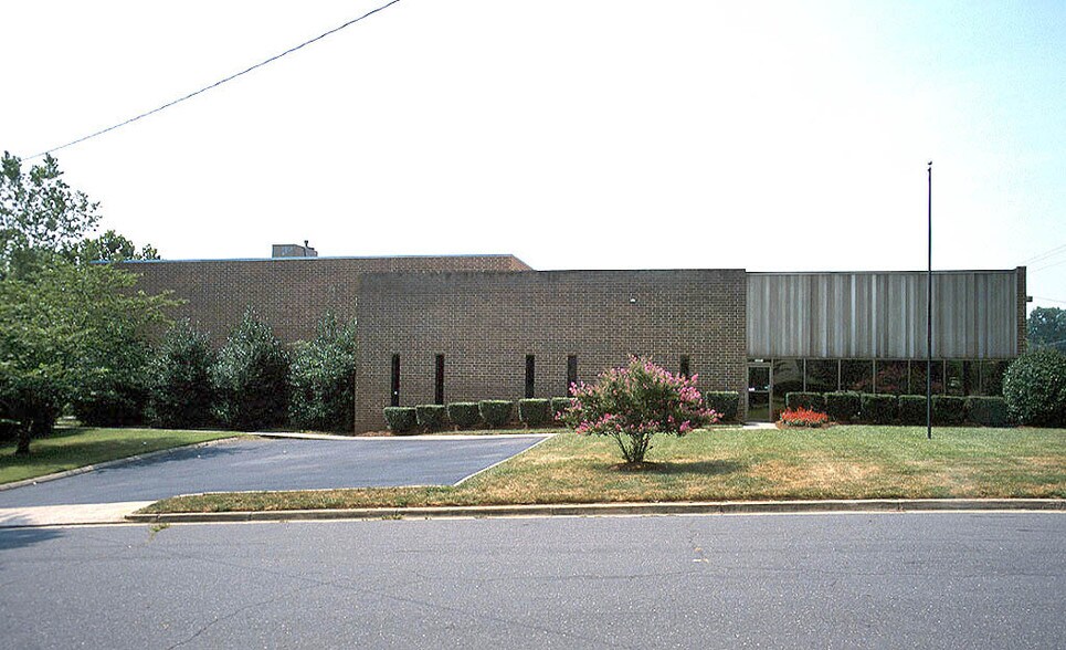 More Photos Of 2651 Bagby Ln, Charlotte Warehouse For Sale