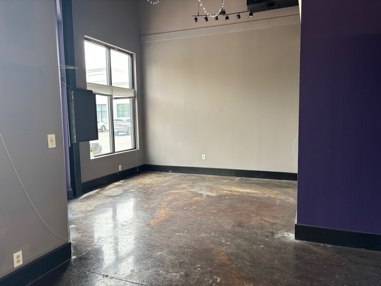 More Photos Of 1905 Rice Rd, Matthews Unknown For Lease