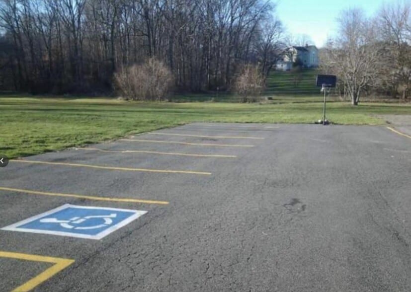 More Photos Of 8836 Belair Rd, Nottingham Storefront Retail Office For Lease