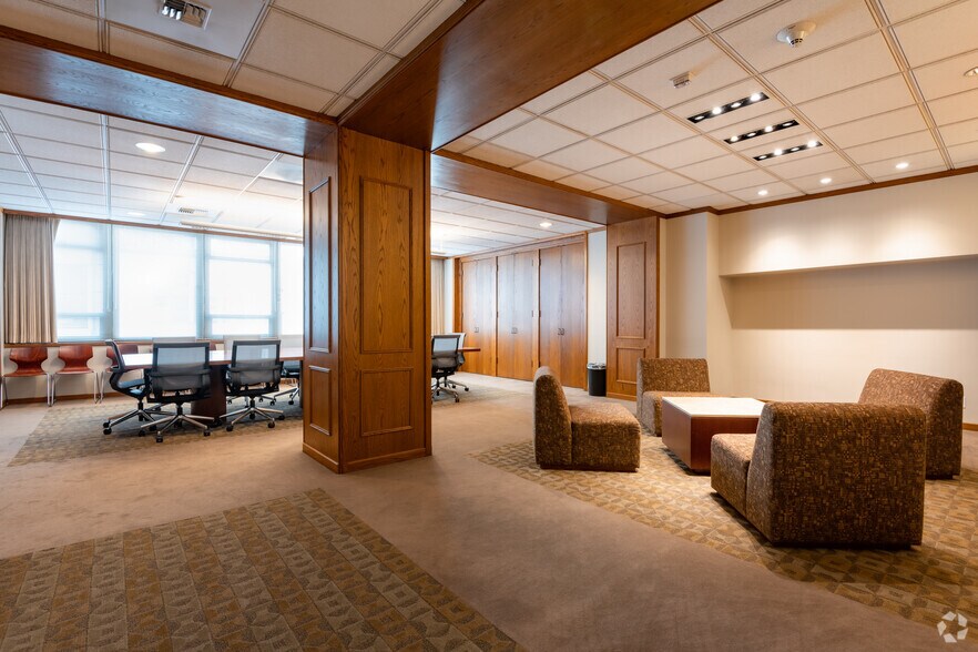 More Photos Of 1904 3rd Ave, Seattle Office For Lease