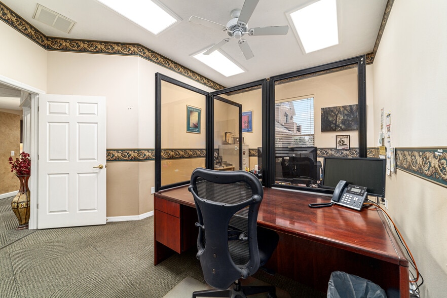 More Photos Of 434 SW 14 St, Ocala Office Residential For Sale