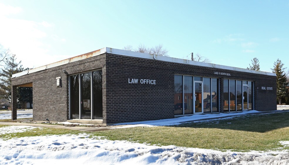 More Photos Of 991 W Lake St, Addison Office For Sale