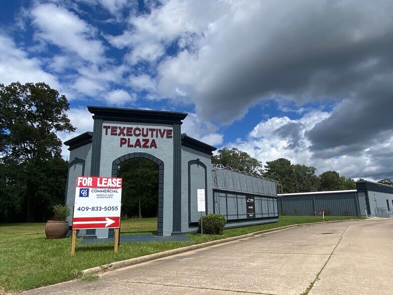 More Photos Of 5550 Eastex Fwy, Beaumont Unknown For Lease