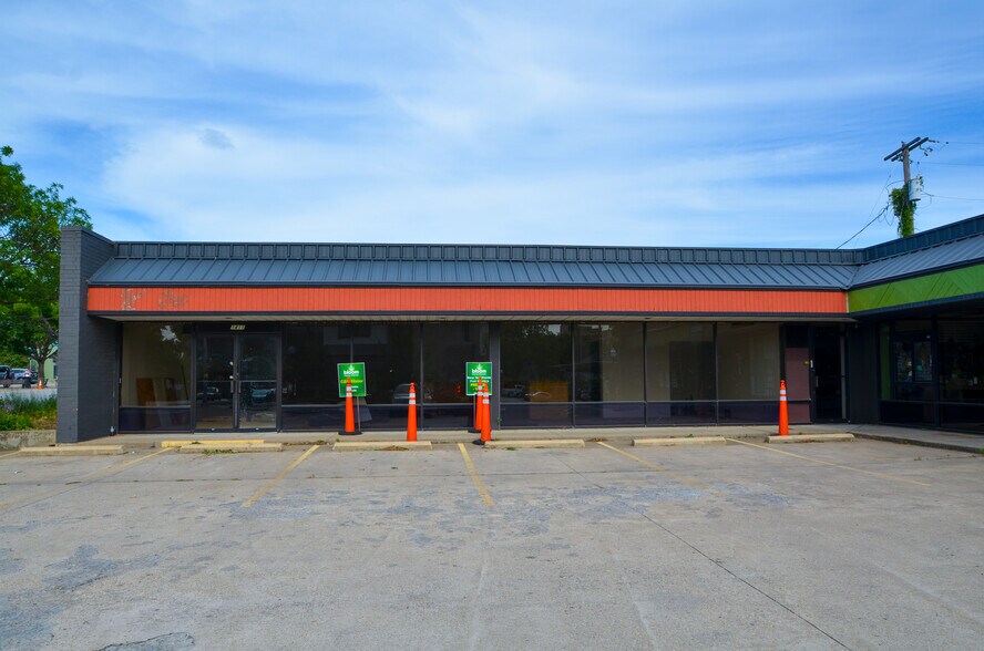 More Photos Of 1411 W Magnolia Ave, Fort Worth Restaurant For Lease