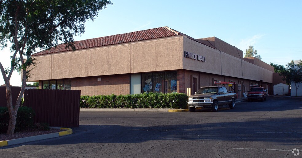 More Photos Of 6002 W Bell Rd, Glendale Freestanding For Lease