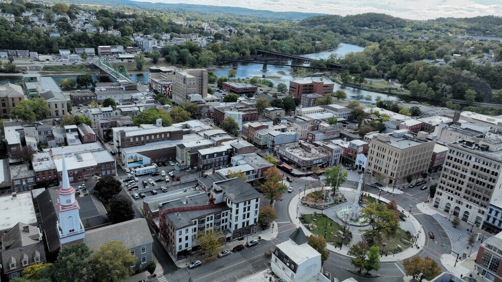 More Photos Of 223 Northampton St, Easton Apartments For Sale