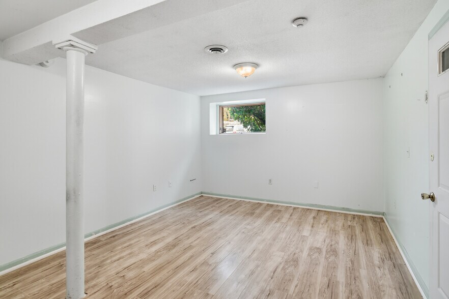 More Photos Of 131 Main St, Hatfield Loft Creative Space For Lease