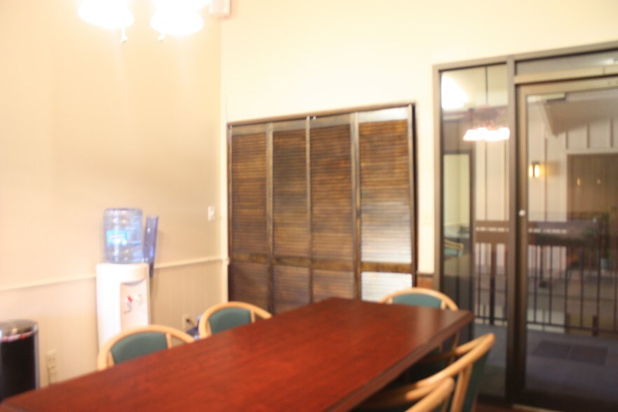 More Photos Of 2210 S Front St, Melbourne Office For Lease