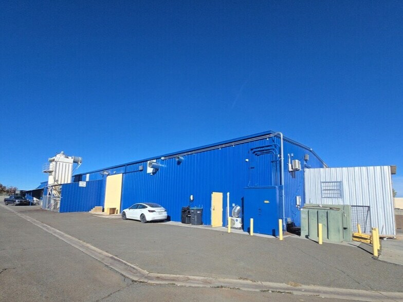 Primary Photo Of 42621 2nd St E, Lancaster Warehouse For Sale