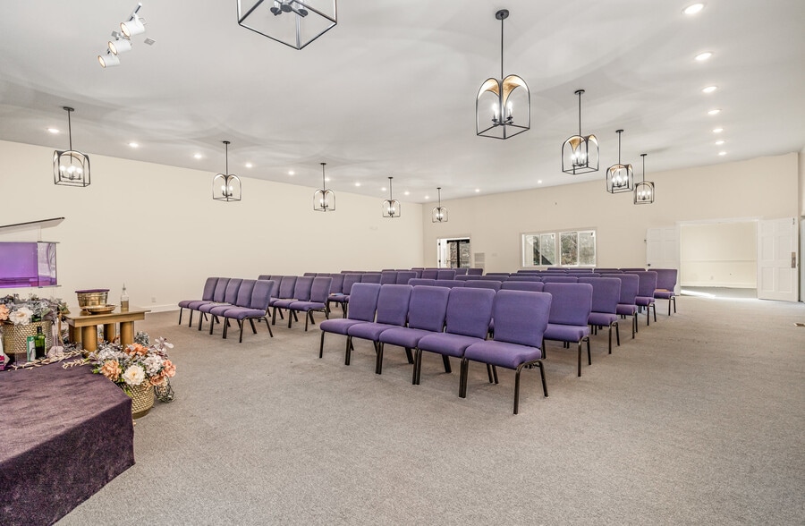 More Photos Of 2597 Whites Creek Pike, Nashville Religious Facility For Sale