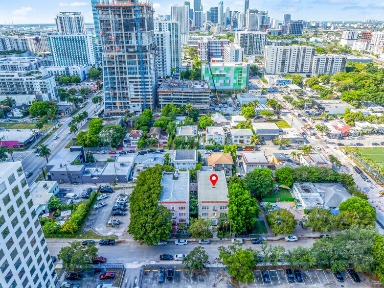 More Photos Of 236 NE 28th St, Miami Apartments For Sale