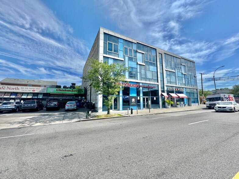 More Photos Of 215-15 Northern Blvd, Bayside Storefront Retail Office For Lease