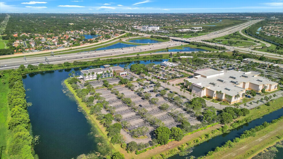 More Photos Of 15601 Sheridan St, Davie Unknown For Lease