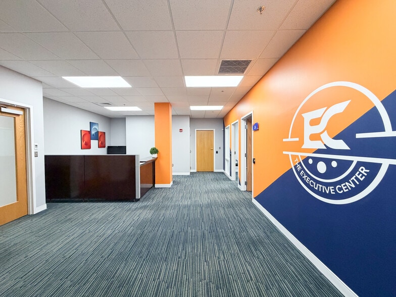 More Photos Of 1645 Ellington Rd, South Windsor Office For Lease