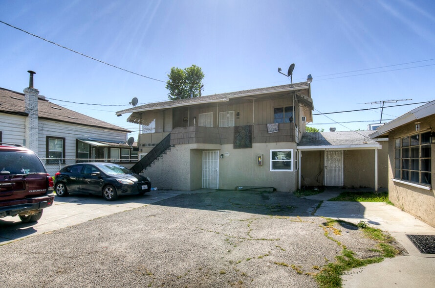 More Photos Of 329 N Glenn Ave, Fresno Apartments For Sale