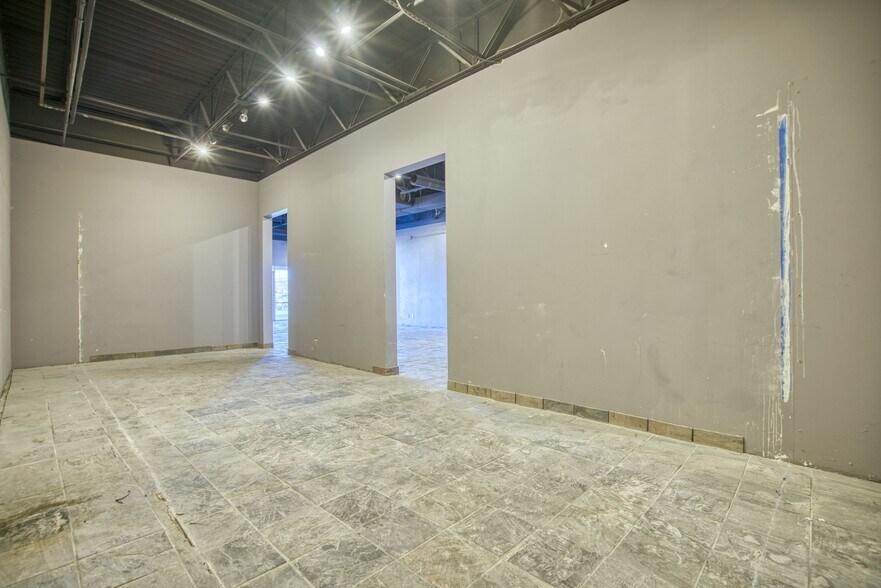 More Photos Of 310-370 S McCaslin Blvd, Louisville Freestanding For Lease