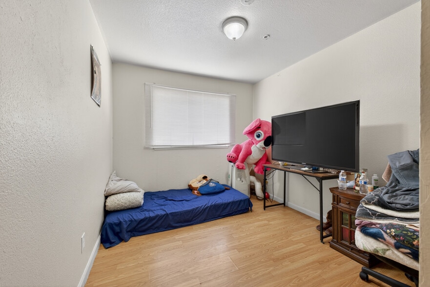 More Photos Of 113-119 Gonda St, Watsonville Apartments For Sale