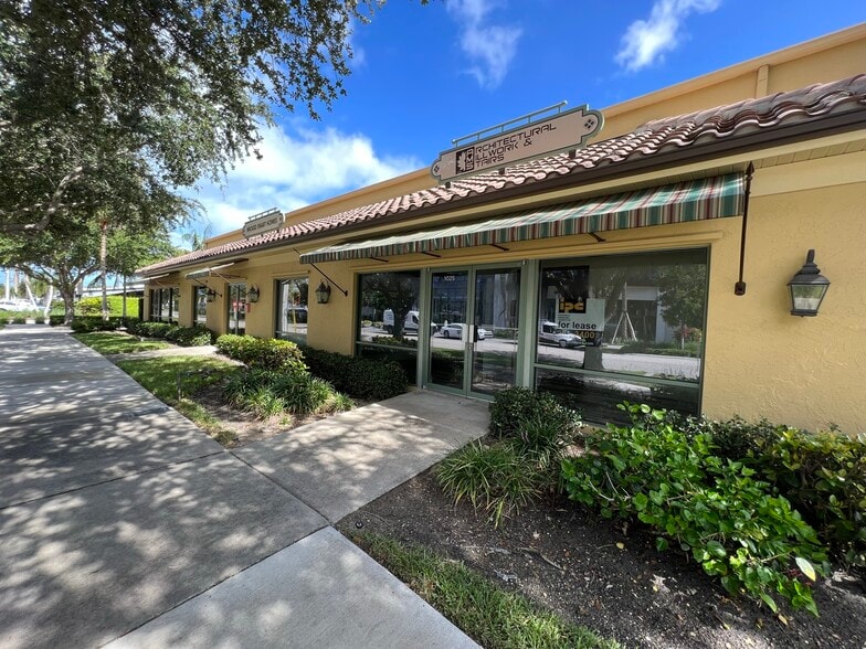 More Photos Of 1010 Central Ave, Naples Office For Lease
