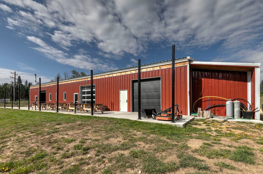 More Photos Of 125 & 139 Hannon Ln, Darby Restaurant For Sale