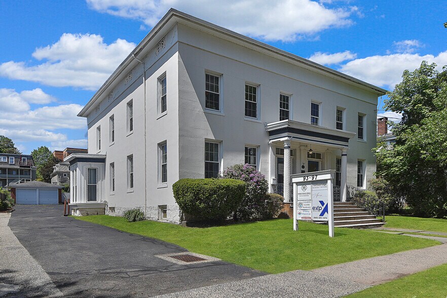 More Photos Of 93-97 Broad St, Middletown Office For Sale