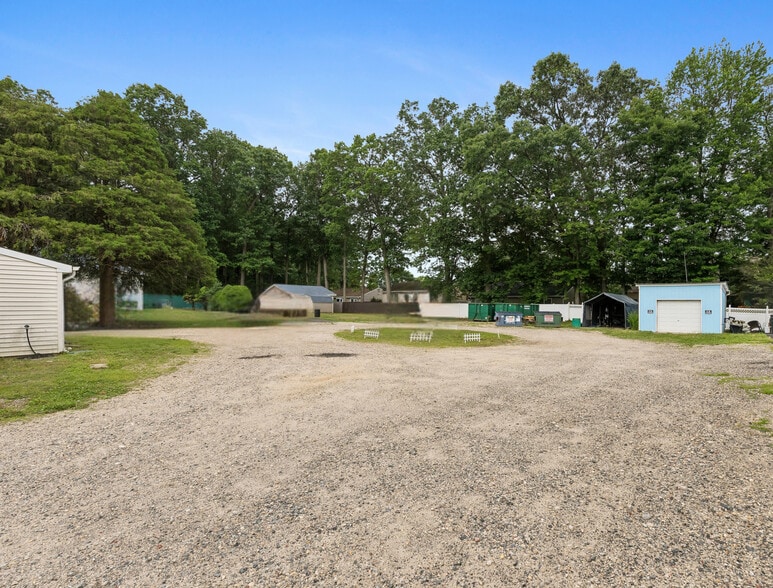 More Photos Of 300 US Highway 9, Freehold Freestanding For Sale
