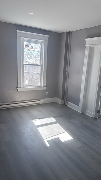 More Photos Of 28 Hill St, Waterbury Apartments For Sale