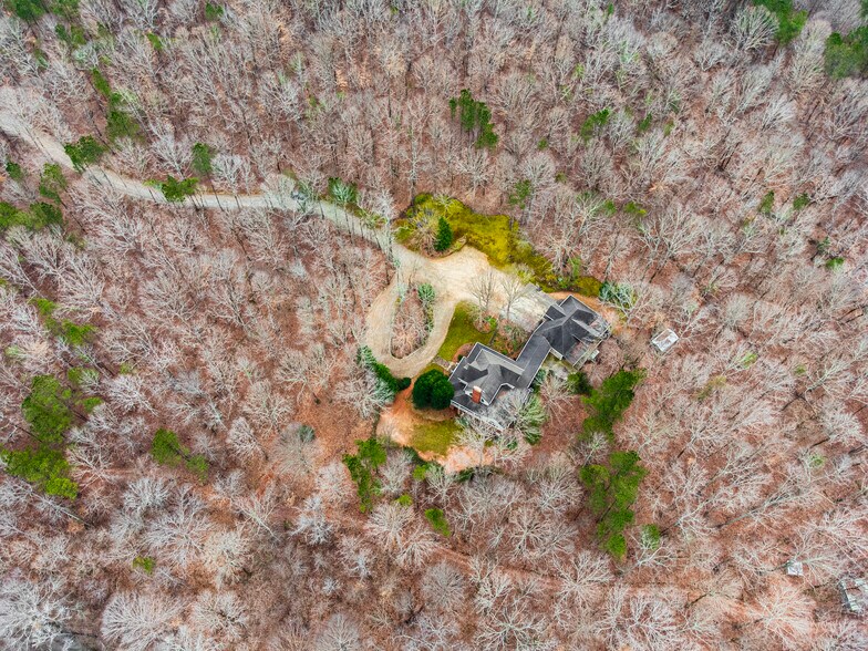 More Photos Of 734 Fincher Rd, Covington Flex For Sale