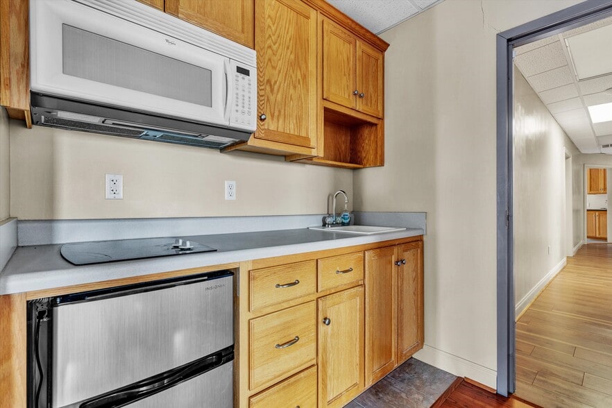 More Photos Of 180 Amt Tech Dr, Rocky Mount Medical For Sale