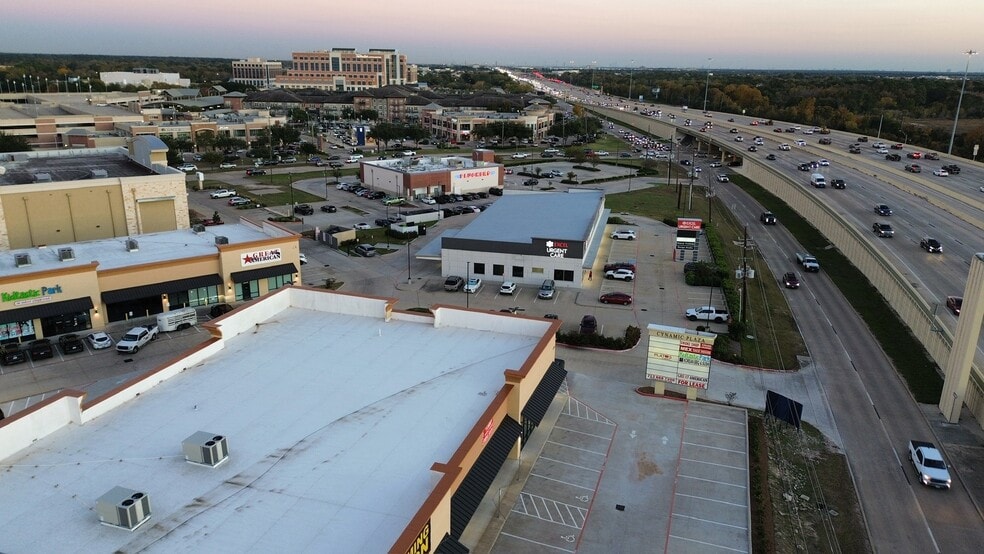 More Photos Of 25414 Northwest Fwy, Cypress Unknown For Lease