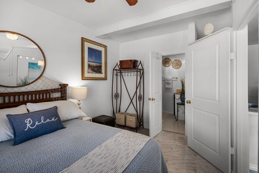 More Photos Of 13901 Old Dixie Hwy, Hudson Multifamily For Sale