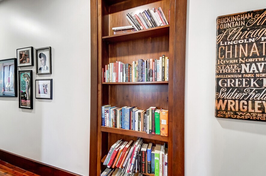 More Photos Of 208 W Monument Ave, Dayton Office Residential For Sale