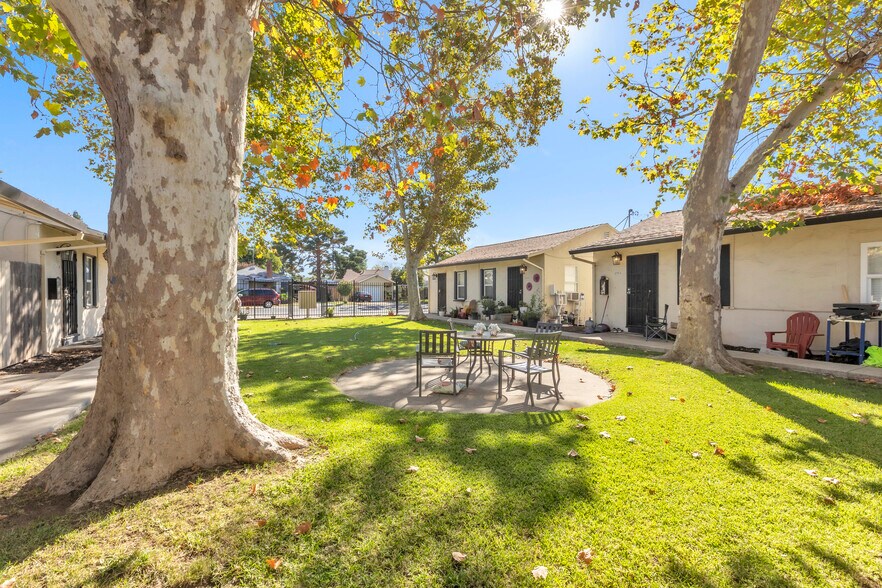 More Photos Of 3723 Jasmine St, Sacramento Apartments For Sale