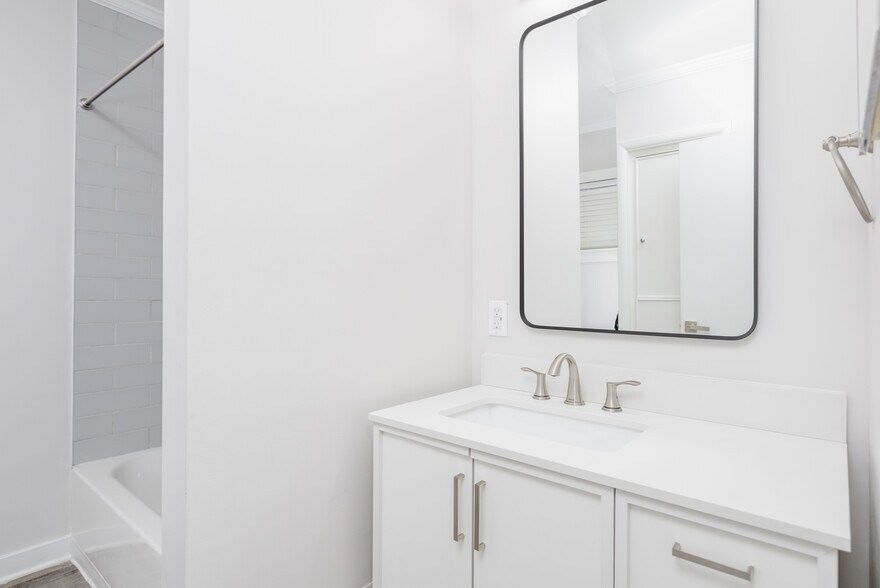 More Photos Of 4577 Olentangy River Rd, Columbus Apartments For Sale