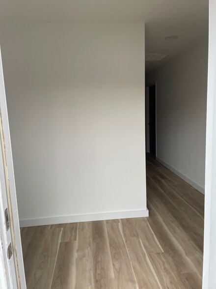 More Photos Of 4136 Bonney Rd, Virginia Beach Office For Lease