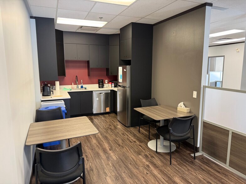 More Photos Of 7854-7878 10th St NE, Calgary Manufacturing For Lease