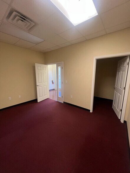 More Photos Of 13570 NW 101st Dr, Alachua Warehouse For Lease