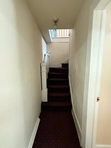 More Photos Of 90 Medford Ave, Patchogue Medical For Sale